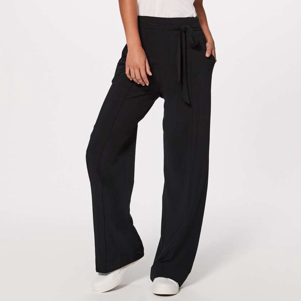 Lululemon Noir Black Wide Leg Pants size 4 - Picture 8 of 9